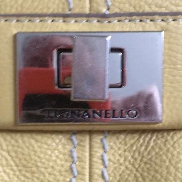 TIGNANELLO Yellow Pebble Leather Crossbody - Picture 2 of 11